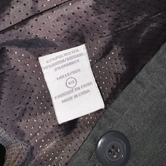 ✨Suzy Shier two button blazer 🌟 - Picture 6 of 6